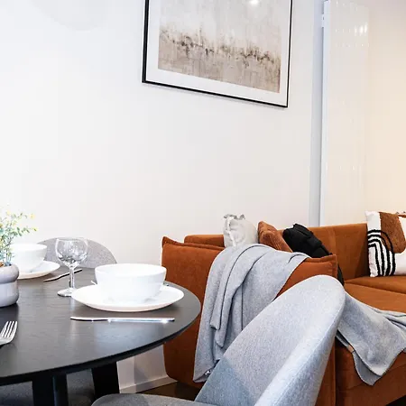 Rentero Scandinavian - Private Garden 公寓 *